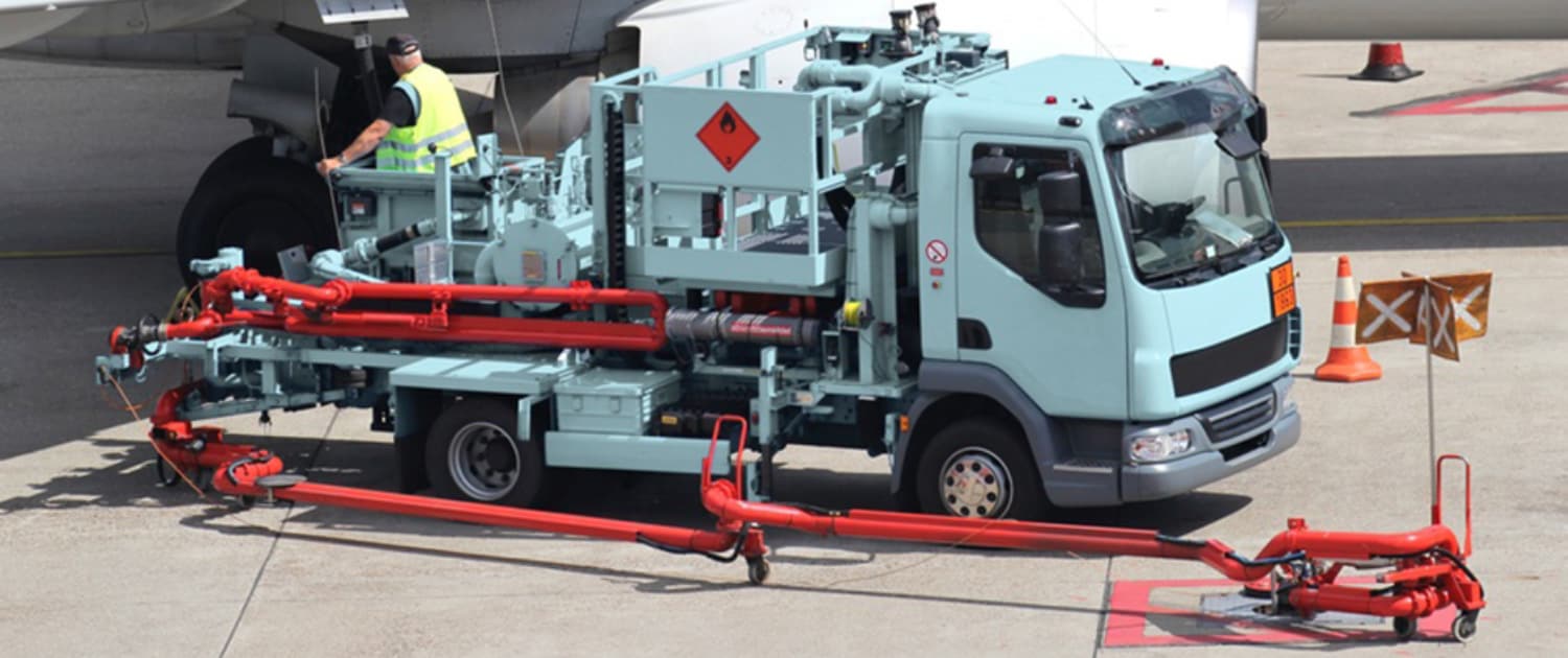 Amortiguadores reforzados de Marquart para vehículos de servicio en aeropuertos